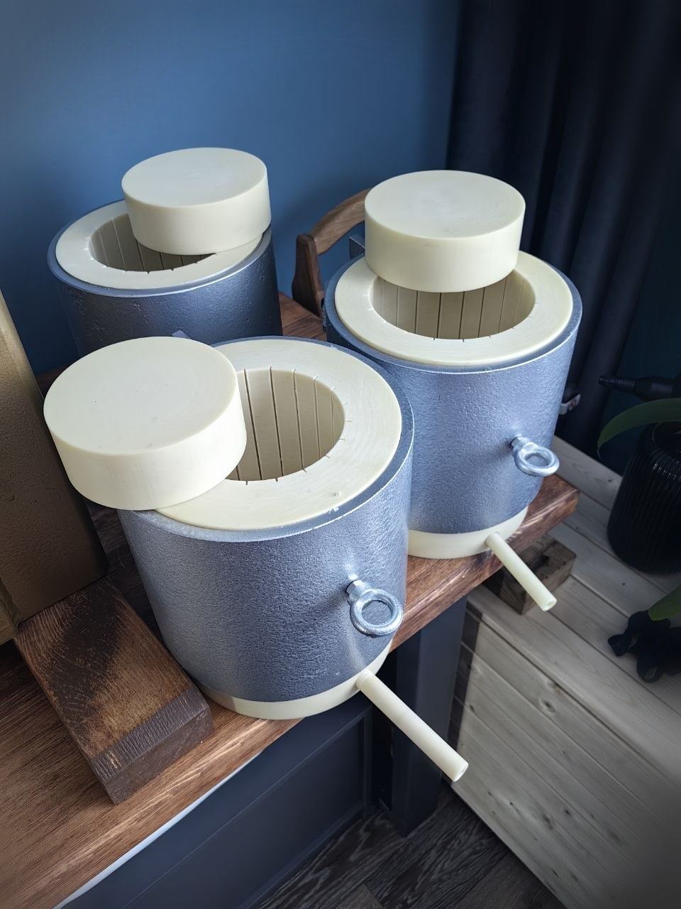 Капролоновые бочонки для отжима масла